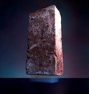 Archivo:Brick of aerogel