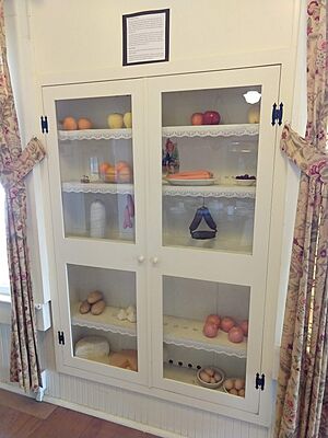 Archivo:California Cooler in the Spooner Ranch House