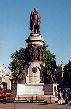 Archivo:Daniel O'Connell statue 1998-1