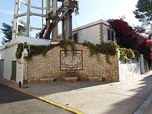 Archivo:Depósitos de agua y fuente de Massanassa 18
