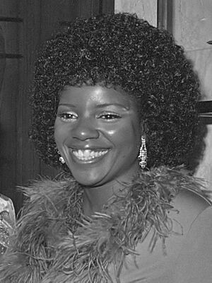 Archivo:Gloria Gaynor (1976)