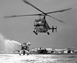 Archivo:HH-43B Huskie at Cam Ranh Bay