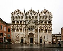 Kathedrale Ferrara Fassade