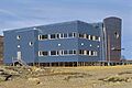 Kinngait Govt-Building 2000-08-25