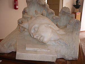 Archivo:L'Orfeo in marmo esposto nel Museo Tripisciano di Palazzo Moncada a Caltanissetta 16