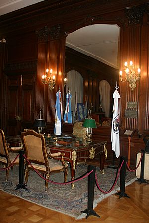 Archivo:Legislatura de la Ciudad de Buenos Aires - Salón Eva Perón (4)