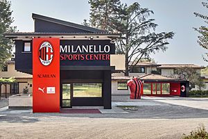 Archivo:Milanello Sports Center AC Milan (2018)
