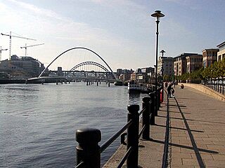 Newcastle Upon Tyne bridges.jpg