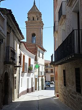 Osso de Cinca - Calle Mayor - Iglesia de Santa Margarita.jpg