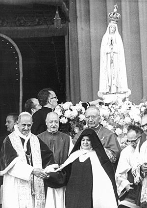 Archivo:Papa Paulo VI em Fátima com a Irmã Lúcia