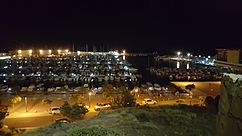 Archivo:Puerto de El Campello de noche