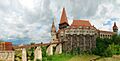 RO HD Hunedoara castle right 1