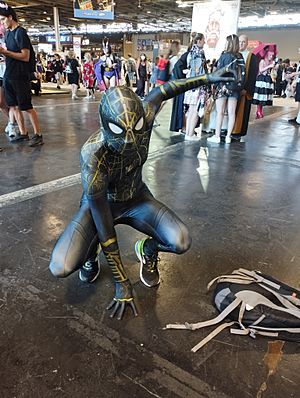 Archivo:Spider-Man cosplay 2022