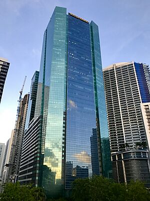 Archivo:Wells Fargo Center Miami, 2017 west