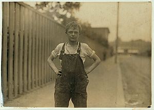 Archivo:Young worker in Merchants Mill