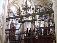 Archivo:Baeza - Catedral, interior 09