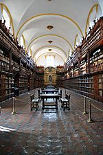 Archivo:Biblioteca Palafoxiana de Puebla