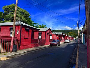 Archivo:Calle 25 de Enero (02)