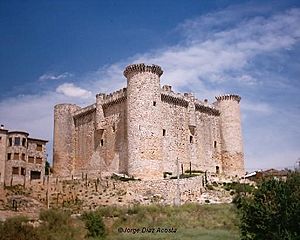 Archivo:Castillo de Torija