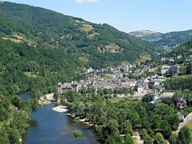 Entraygues-sur-Truyère JPG05.jpg