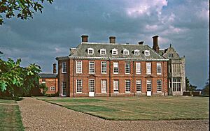 Archivo:Felbrigg Hall, near Holt, Norfolk - geograph.org.uk - 45780