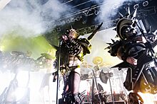 Archivo:GWAR live in Toronto, 2008