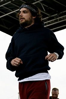 Girl Talk at JellyNYC's Pool Party (August 23rd, 2009) (3854417825) CROPPED.jpg