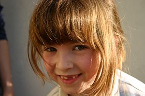 Archivo:IMG 6609 - My 7 yrs niece's missing teeth - Foto Giovanni Dall'Orto March 2007
