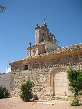 Iglesia de la Asunción de Atalaya del Cañavate - lateral.jpg