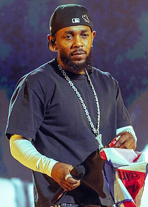 KendrickSZASPurs230725-144 (cropped).jpg