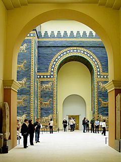 Archivo:Pergamonmuseum Babylon Ischtar-Tor