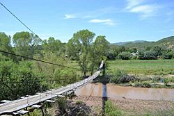 Puente de La Aurora, río Sonora.jpg