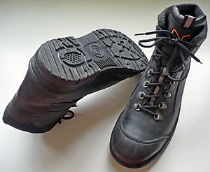 Archivo:S3 safety footwear