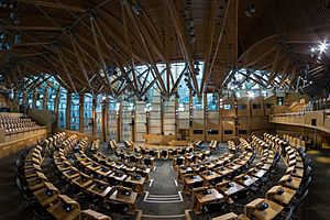 Archivo:Scottish Parliament Debating Chamber 2