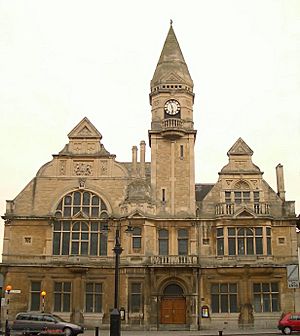 Archivo:Town Hall, Trowbridge