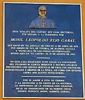 Archivo:Vigo - Placa memorial de Monseñor Leopoldo Eijo Garay