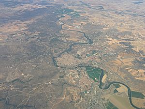 Archivo:Vista aérea de Toledo