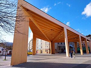 Archivo:Alsasua - Pérgola de la Travesía del Frontón 1