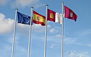 Archivo:Banderas UE España CLM AB