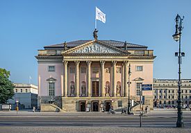Berlin - Staatsoper Unter den Linden.jpg
