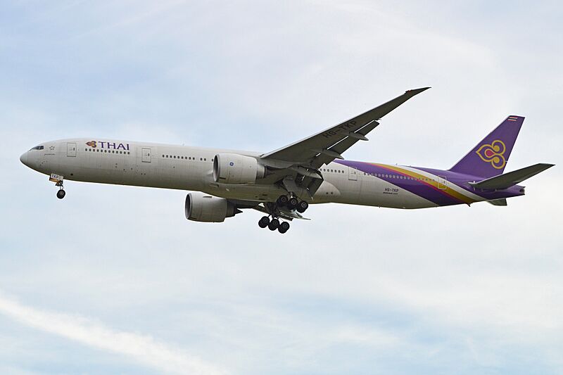 Boeing 777-3ALER ‘HS-TKP’ Thai Airways