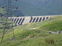 Archivo:Dam at Cruachan reservoir