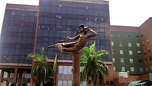 Archivo:Dios Mercurio en Santiago de Cali