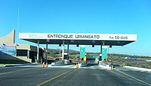 Archivo:Entronque Uriangato
