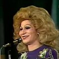 Faiza Ahmed, 1976-01