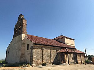 Archivo:Iglesia de Valdesaz de Los Oteros