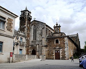 Igrexa parroquial de San Pedro, Lugo.jpg