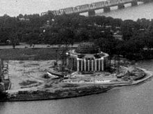 Archivo:Jefferson Memorial under construction