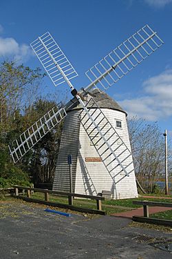 Archivo:Judah Baker Windmill, South Yarmouth MA