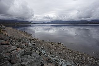 Lago huillinco.jpg